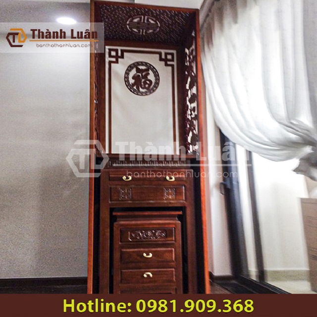 Mẫu tủ thờ gỗ hương làm đẹp không gian phòng thờ Mẫu tủ thờ gỗ hương làm đẹp không gian phòng thờ
