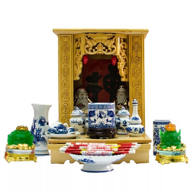 Một số những đồ vật cần phải có trên bàn thờ thần tài , Bàn thờ thần tài gồm có những gì và những điều cần biết