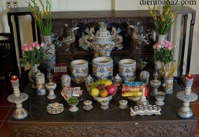 Nên thờ 1 bát hương hay 3 bát hương trên bàn thờ?