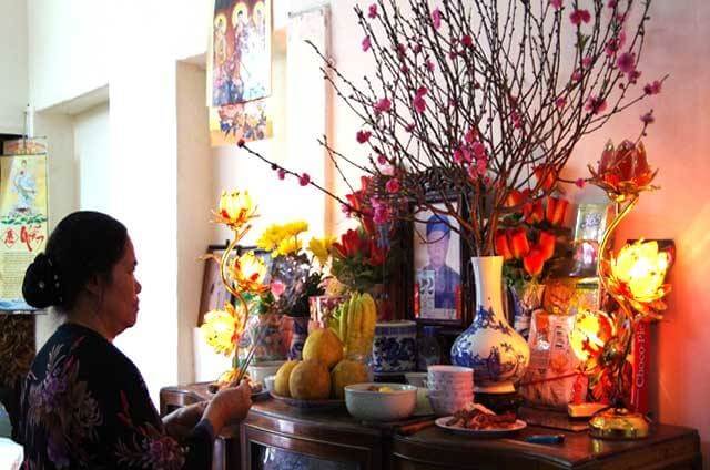 Bài cúng di chuyển bàn thờ Bài cúng di chuyển bàn thờ