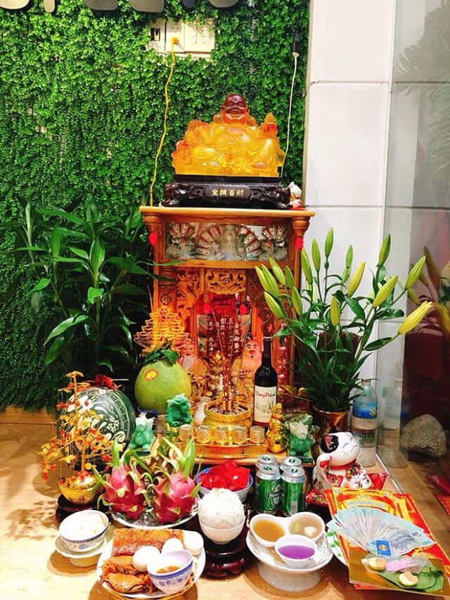 Bàn thờ ông Địa gồm những gì? bàn thờ Thần Tài gồm những gì, Bàn thờ Thần Tài gồm những gì? Chia sẻ nguyên tắc vàng khi lập bàn thờ