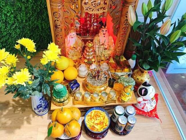 Bàn thờ Thần Tài gồm những gì để hút tài lộc bàn thờ Thần Tài gồm những gì, Bàn thờ Thần Tài gồm những gì? Chia sẻ nguyên tắc vàng khi lập bàn thờ