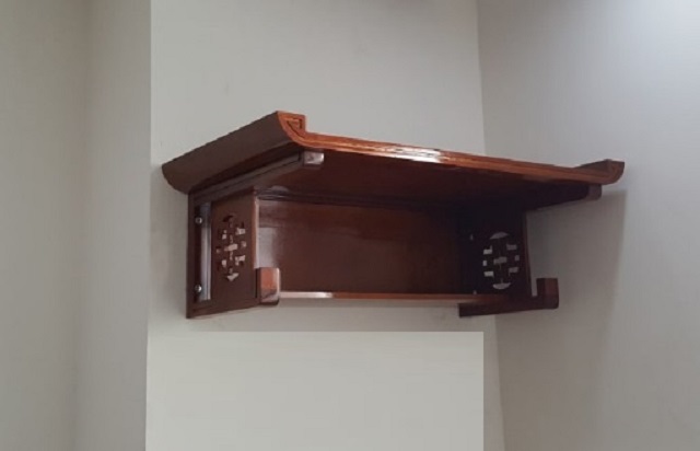 Mẫu bàn thờ treo tường 2 tầng từ gỗ mít , Mẫu bàn thờ treo tường 2 tầng thiết kế thông minh, kiểu dáng sang trọng