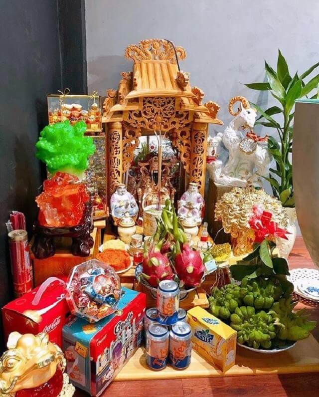 Những điều cần tránh khi đặt bàn thờ ông địa trong nhà bàn thờ ông Địa nên đặt ở đâu, Bàn thờ ông địa nên đặt ở đâu? để giúp gia đình ngày càng ăn nên làm ra