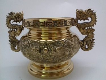 Ý nghĩa của lư hương trên bàn thờ