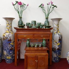 Dùng bàn thờ cũ có được không