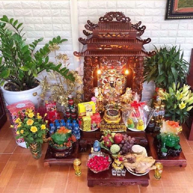 Những điều nên kiêng kỵ khi đặt bàn thờ Những điều nên kiêng kỵ khi đặt bàn thờ